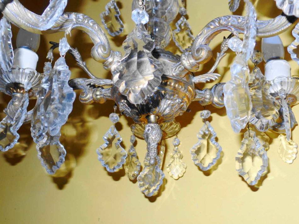 Chandeliers VINTAGE BRASS AND CRYSTAL 5LIGHT CHANDELIER for sale in